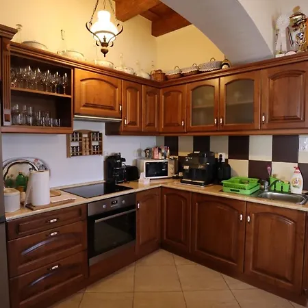 Gyori Lovastanya Apartment