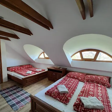 Apartament Gyori Lovastanya